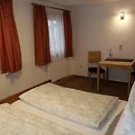 Accommodatie bij particulieren & Almhostel Alpenperle - Selbstversorger Tannheim