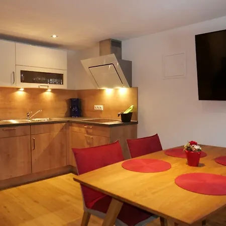 Séjour chez l'habitant & Almhostel Alpenperle - Selbstversorger Tannheim