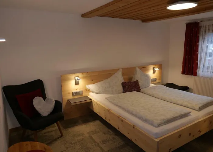 & Almhostel Alpenperle - Selbstversorger *