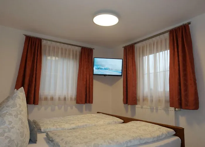 Δωμάτια σε οικογενειακή κατοικία & Almhostel Alpenperle - Selbstversorger *