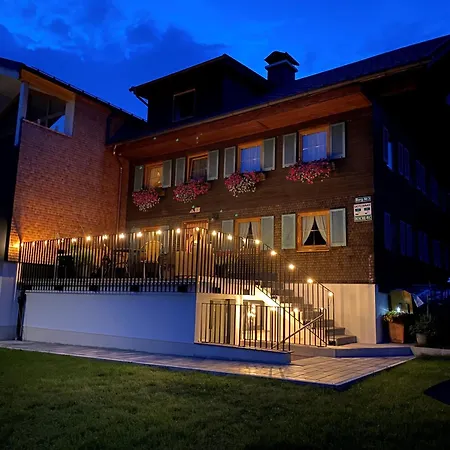 & Almhostel Alpenperle - Selbstversorger Проживание в семье