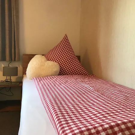 & Almhostel Alpenperle - Selbstversorger Homestay