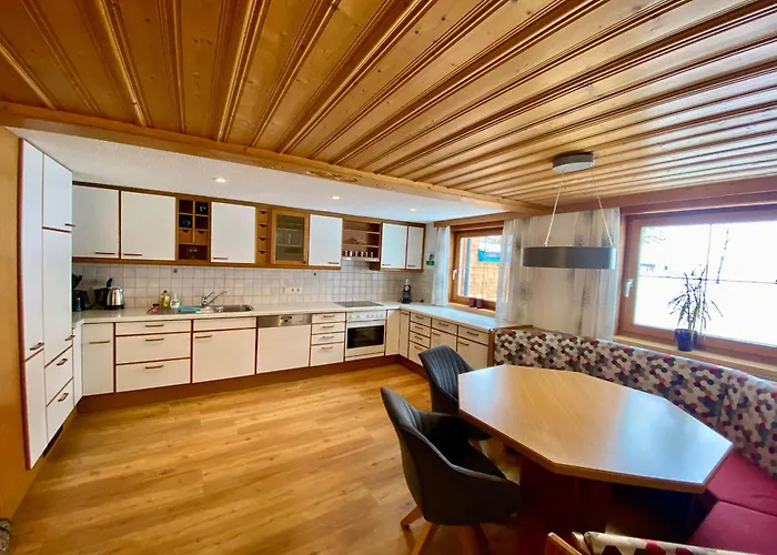 Habitación en casa particular & Almhostel Alpenperle - Selbstversorger Tannheim