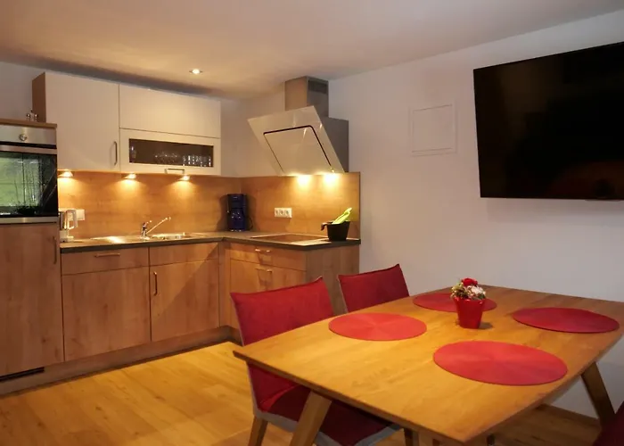 Habitación en casa particular & Almhostel Alpenperle - Selbstversorger Tannheim